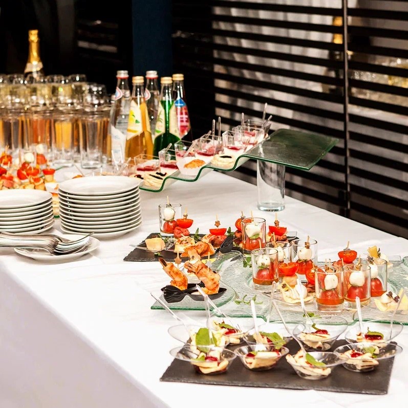 Организация фуршетов